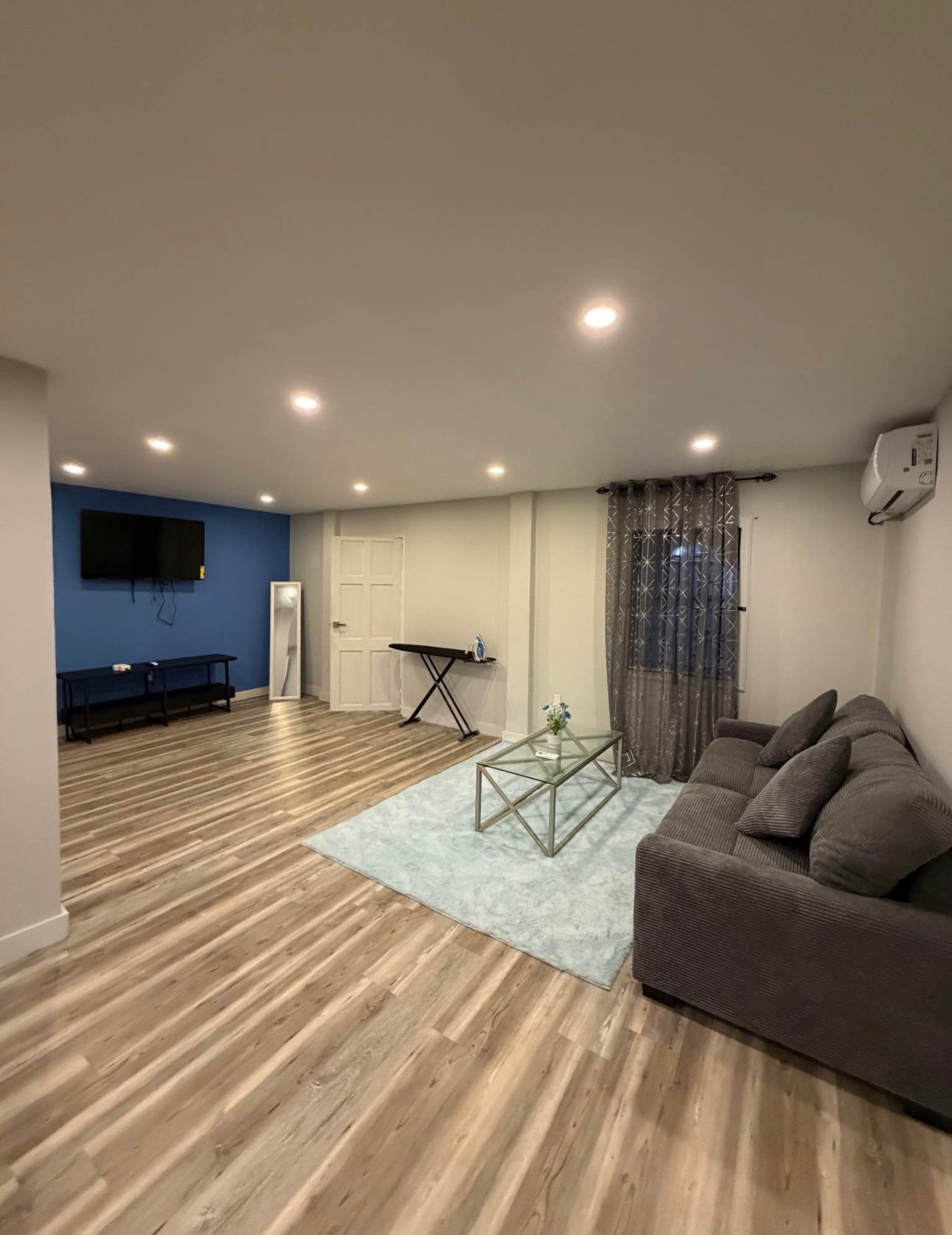 Luxury Apartment Building for Sale!